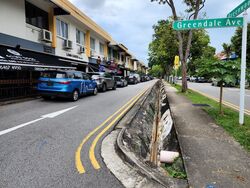 Hillcrest Park (D11), Retail #447669351